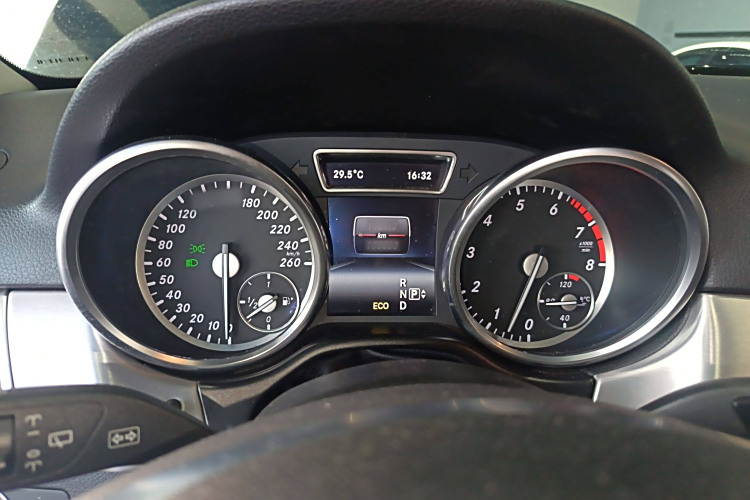 Mercedes-Benz M Class 2015 #21 Mercedes-Benz M Class 2015 car image #21