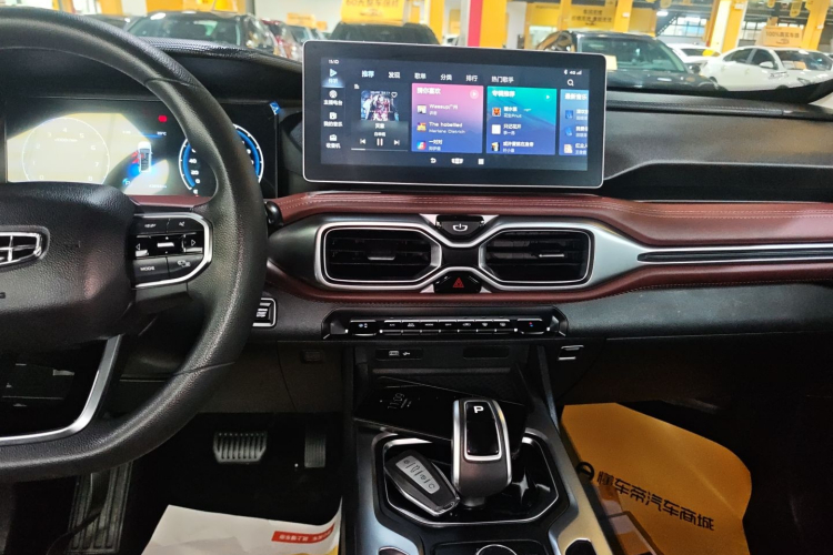 GEELY OkavangoR7 2021 car image #21