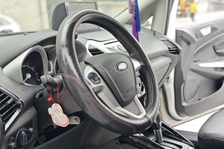 Ford EcoSport 2016 изображение автомобиля #21