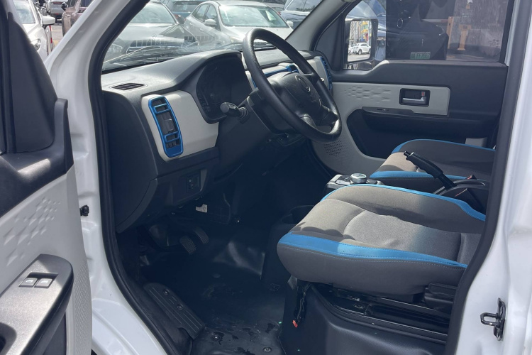 2024 car image #21