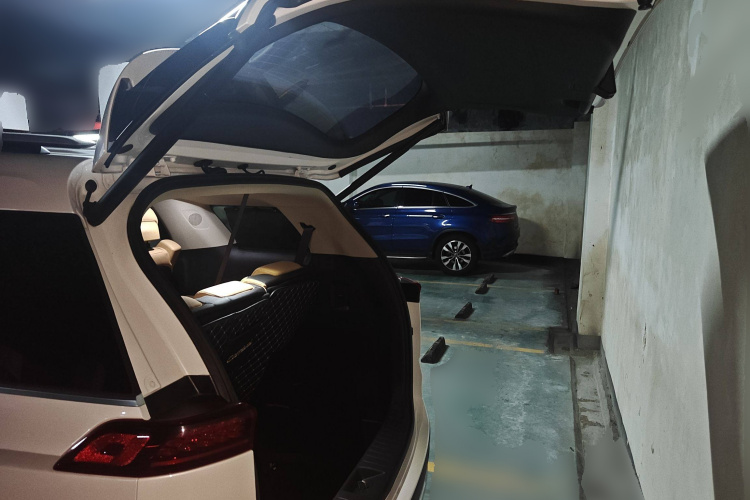 Kia Carnival 2021 immagine di auto #21