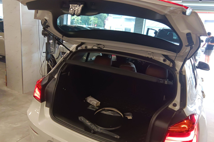 BMW 1 Series (Imported) 2018 car image #21