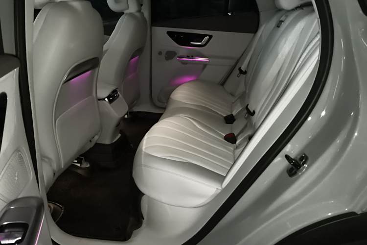 Mercedes-Benz EQE SUV 2023 #21 Mercedes-Benz EQE SUV 2023 car image #21