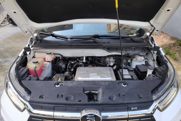 BYD Yuan New Energy 2020 immagine di auto #21