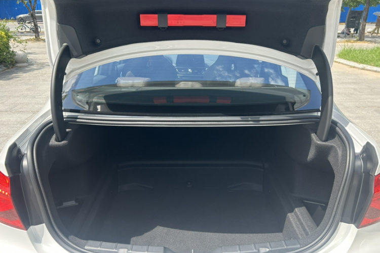 BMW 1 Series M 2022 #21 BMW 1 Series M 2022 car image #21