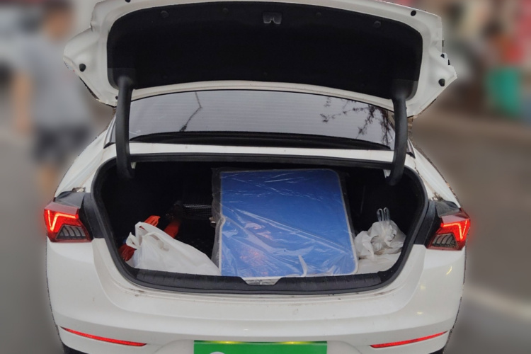 Kia K5 (Imported) 2021 صورة سيارة #21