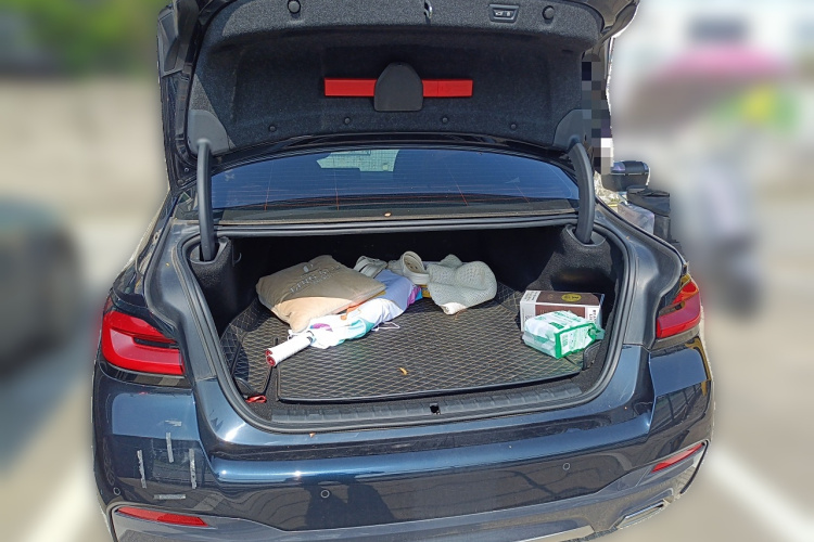 BMW M5 New Energy 2021 car image #21