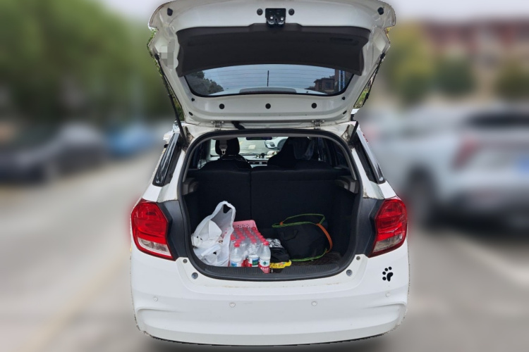 Chevrolet Lova 2016 immagine di auto #21