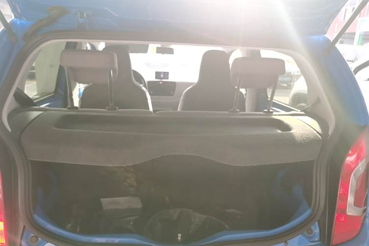 Volkswagen up! 2016 imagem de carro #21