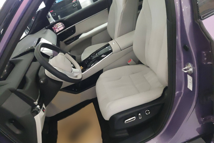 Honda P7 2025 car image #21