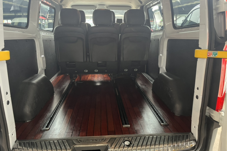 Ford Transit 2020 immagine di auto #21