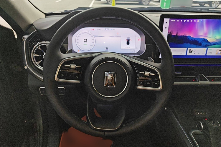 Tank 400 2025 car image #21