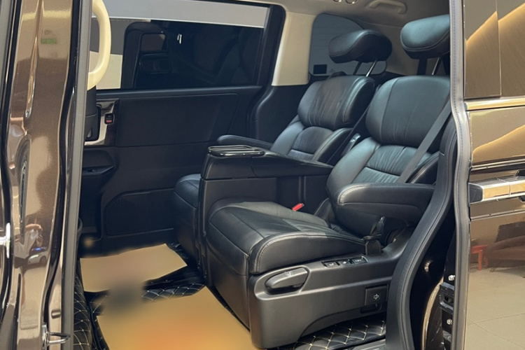 Honda Elysion 2019 imagen de coche #21