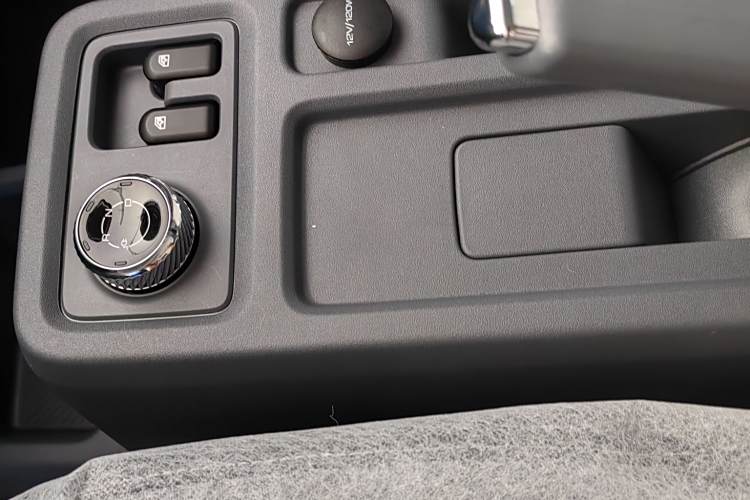 五菱汽车 五菱扬光电卡 2025 汽车图片 #21