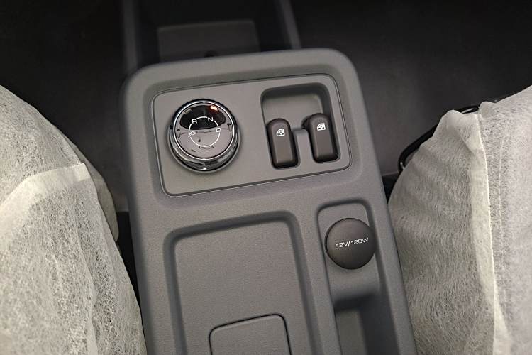 五菱汽车 五菱扬光电卡 2025 汽车图片 #21