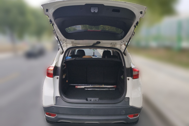 Changan CS15 EV 2018 #21 Changan CS15 EV 2018 car image #21