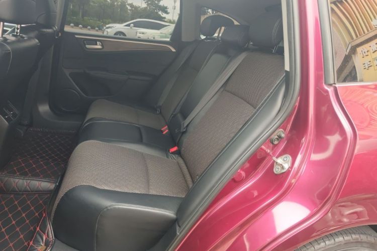 Honda Jade 2018 immagine di auto #21