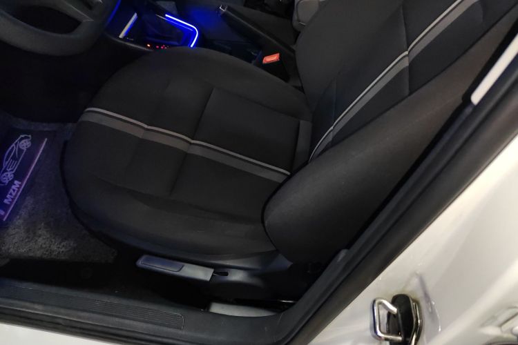 Volkswagen C-Trek 2019 immagine di auto #21