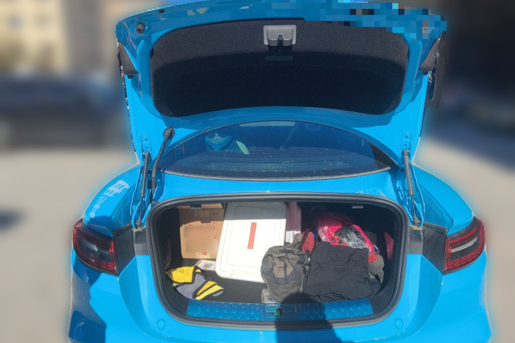 哪吒汽车 哪吒GT 2024 汽车图片 #21