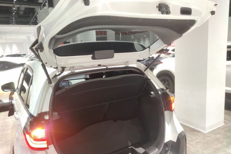 Honda LIFE 2021 car image #21