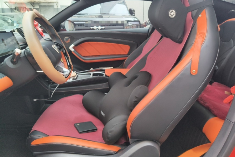 哪吒汽车 哪吒GT 2023 汽车图片 #21