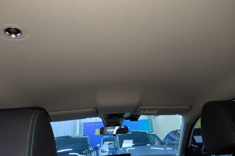 Honda HR-V 2023 #21 Honda HR-V 2023 car image #21