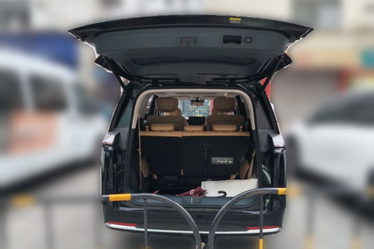 GAC Trumpchi E8 2025 imagem de carro #21