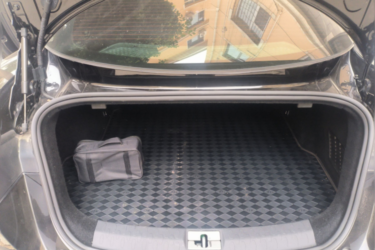 哪吒汽车 哪吒GT 2024 汽车图片 #21