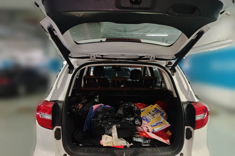 Haval H8 2018 #21 Haval H8 2018 car image #21