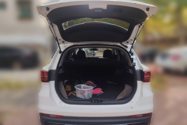 SWM斯威汽车 SWM斯威G01 2018 汽车图片 #21