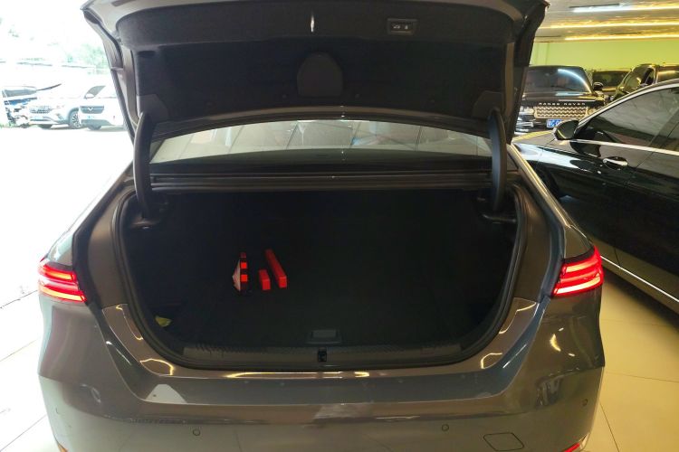 BMW i5 M60 2024 #21 BMW i5 M60 2024 car image #21