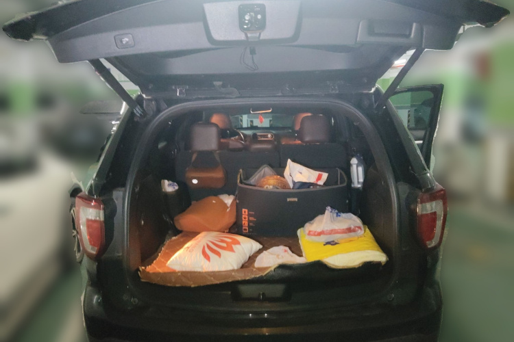 Ford Explorer (Imported) 2017 car image #21