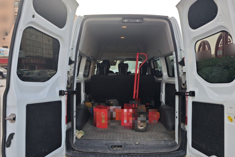 Ford Transit 2021 car image #21