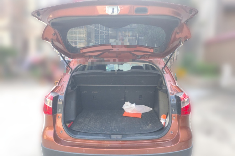 Suzuki SX4 S-CROSS 2018 imagem de carro #21