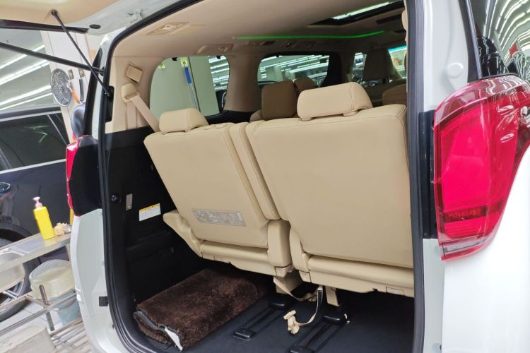 丰田 埃尔法 2018 汽车图片 #21