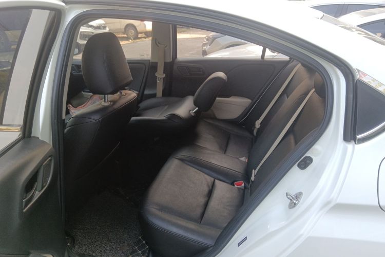 Honda City 2016 изображение автомобиля #21