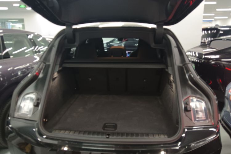 BMW i5 M60 2022 car image #21