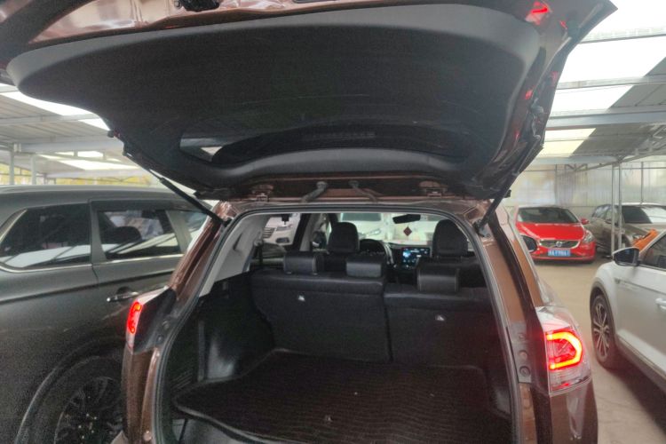RAV4 2017 #21 RAV4 2017 car image #21