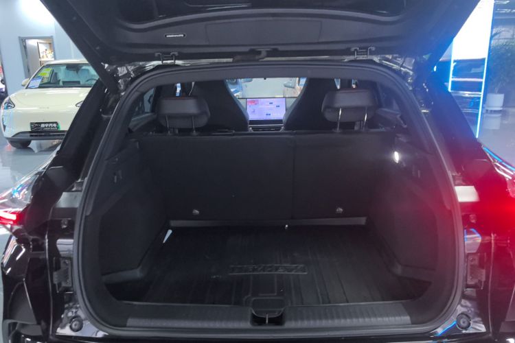 哪吒汽车 哪吒X 2023 #21 哪吒汽车 哪吒X 2023 汽车图片 #21