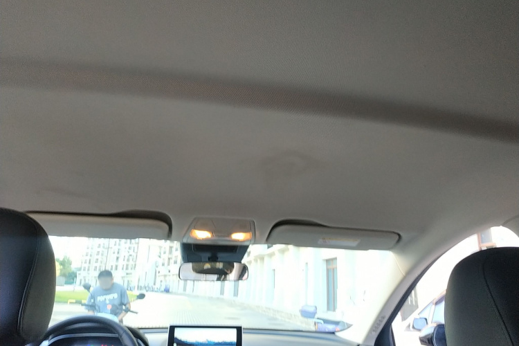 HongQi E-QM5 2022 immagine di auto #21