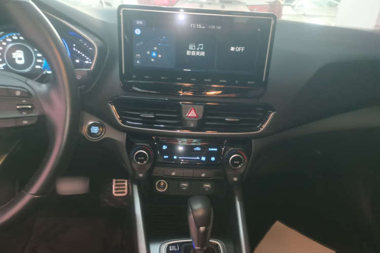 Hyundai Lafesta 2020 car image #21