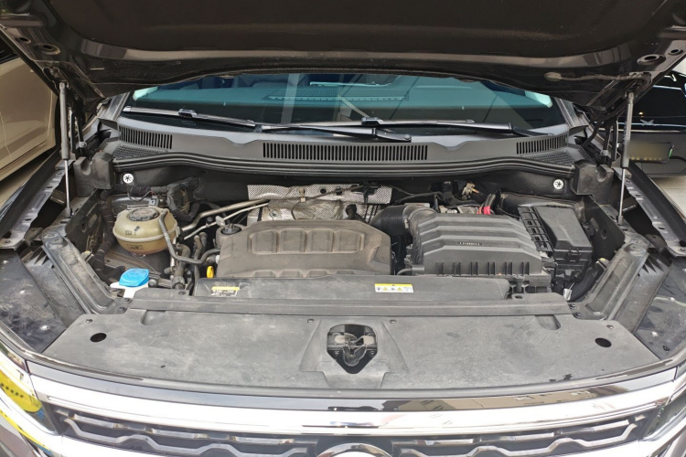 Volkswagen Talagon 2023 car image #21