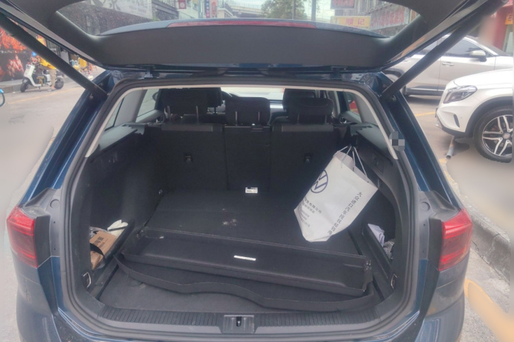 Volkswagen Passat Variant 2023 #21 Volkswagen Passat Variant 2023 immagine di auto #21