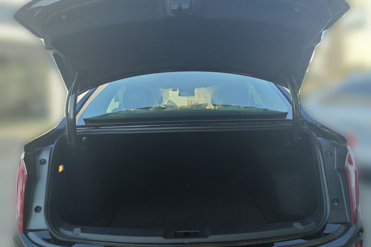 HongQi E-QM5 2022 immagine di auto #21