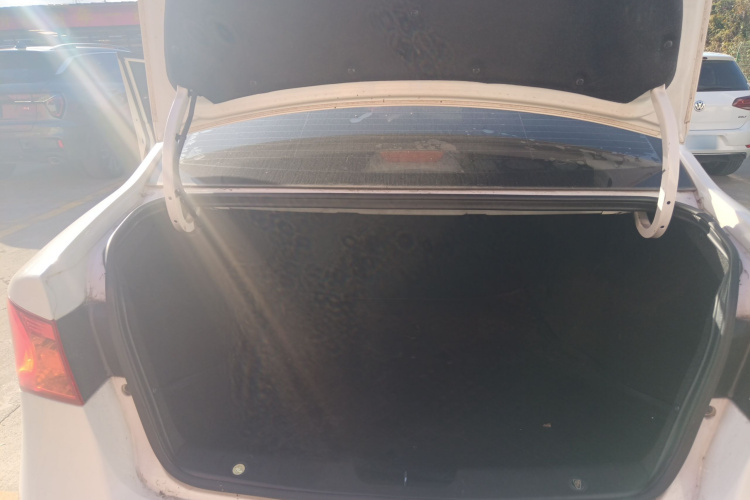 Roewe 350 2016 imagen de coche #21