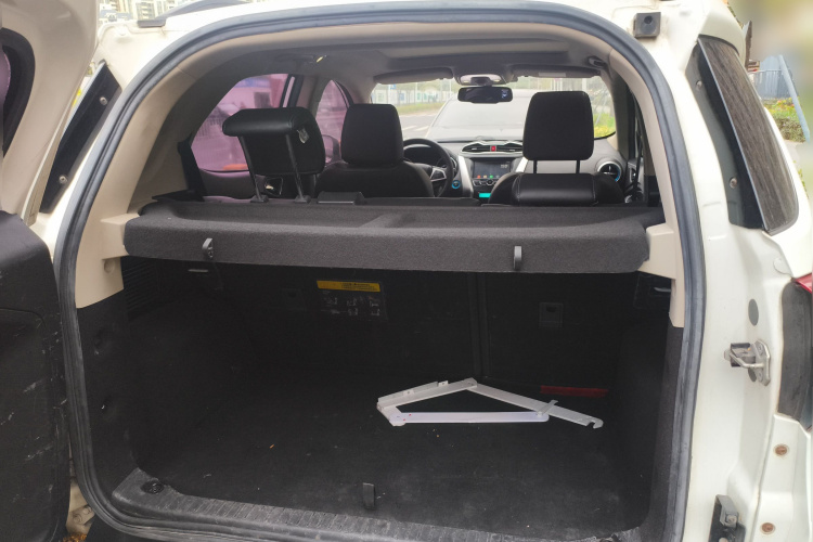 BYD Yuan New Energy 2019 immagine di auto #21