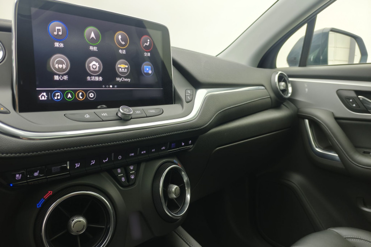 Chevrolet Blazer 2023 car image #21