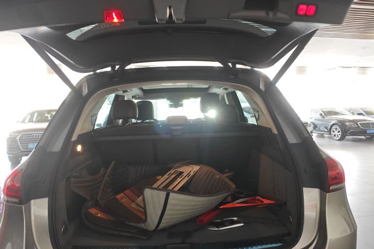 Mercedes-Benz GLE Class 2020 #21 Mercedes-Benz GLE Class 2020 car image #21