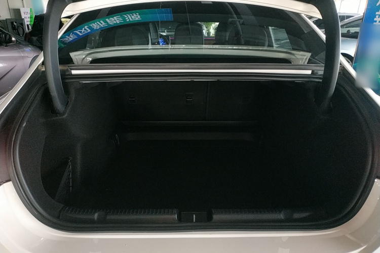 Mercedes-Benz EQE Class 2022 #21 Mercedes-Benz EQE Class 2022 car image #21