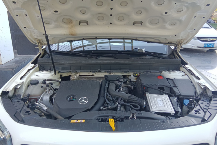 Mercedes-Benz GLB Class 2021 immagine di auto #21